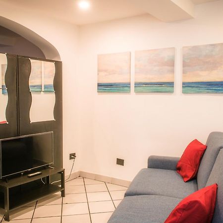 Free Parking - Appartamento In Centro Storico A Genova Экстерьер фото